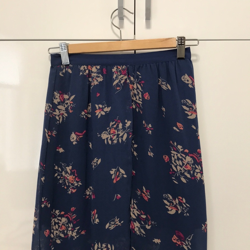 Peekaboo high waisted floral skirt